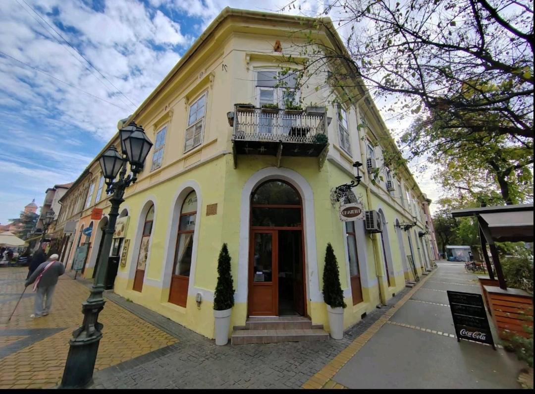 Restoran Orijent 5 Sombor Exterior foto